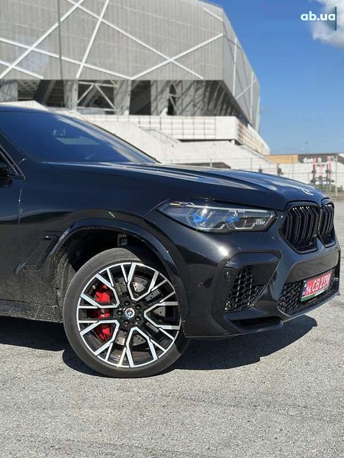 BMW X6 M 2022 - фото 14