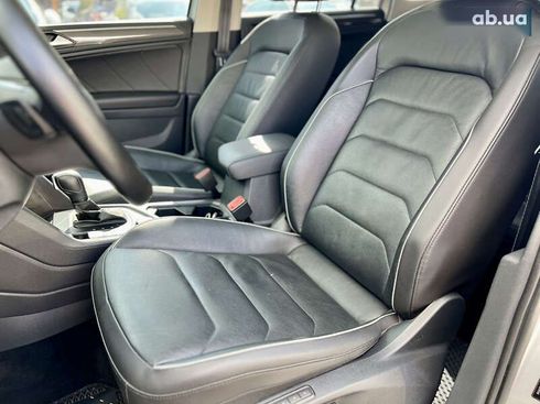 Volkswagen Tiguan 2020 - фото 24