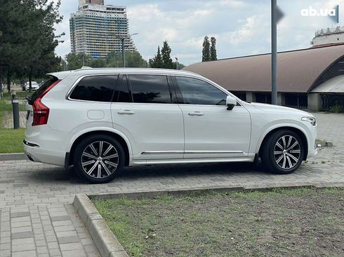 Volvo XC90 2021 - фото 21