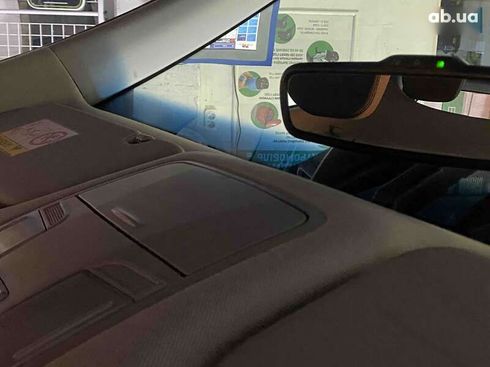 Hyundai Ioniq 2017 - фото 12