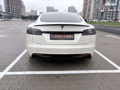 Tesla Model S 2022 - фото 6