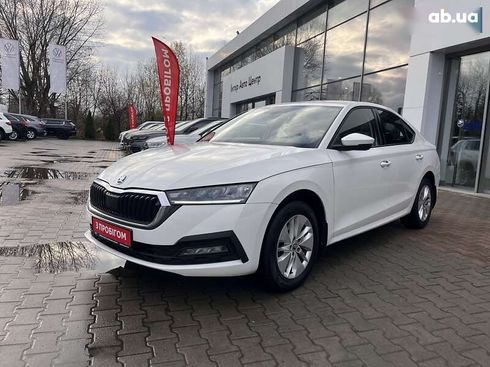 Skoda Octavia 2021 - фото 4