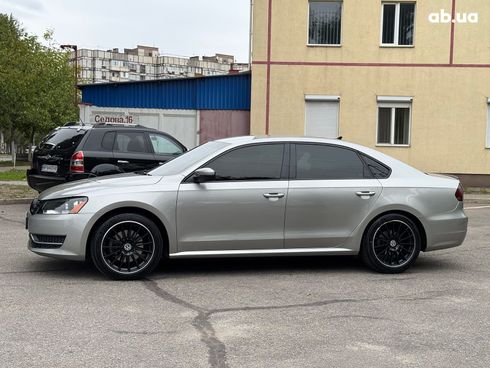 Volkswagen passat b7 2012 серый - фото 2