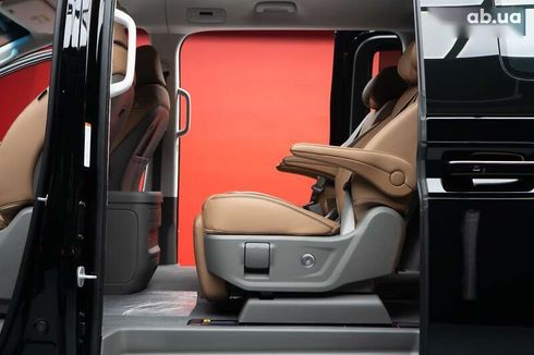 Hyundai Staria 2025 - фото 28