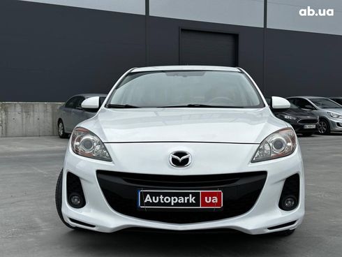Mazda 3 2012 белый - фото 2