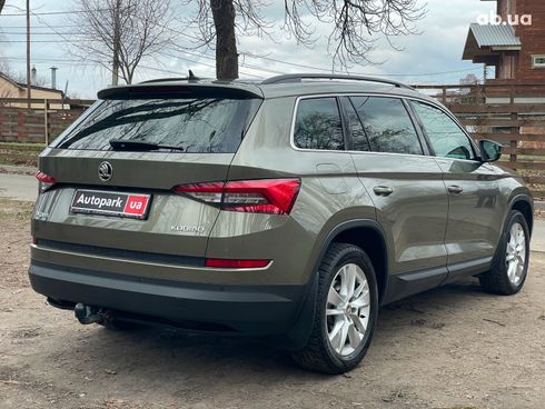 Skoda Kodiaq 2017 зеленый - фото 7