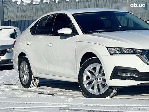 Skoda Octavia 2020 - фото 7