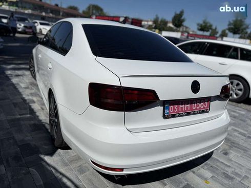 Volkswagen Jetta 2016 - фото 15