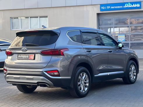 Hyundai Santa Fe 2019 серый - фото 11