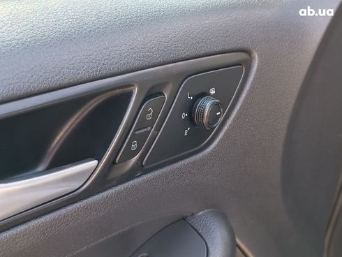 Volkswagen Jetta 2017 серый - фото 23
