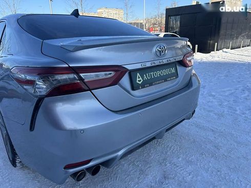 Toyota Camry 2018 - фото 14