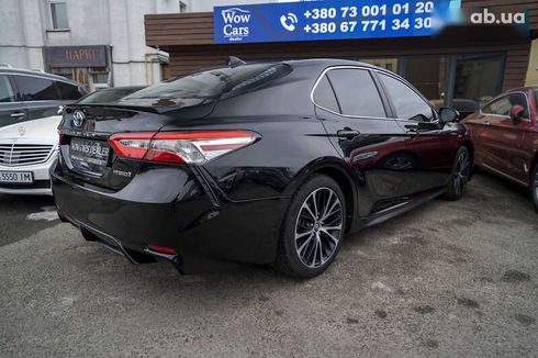 Toyota Camry 2019 - фото 15