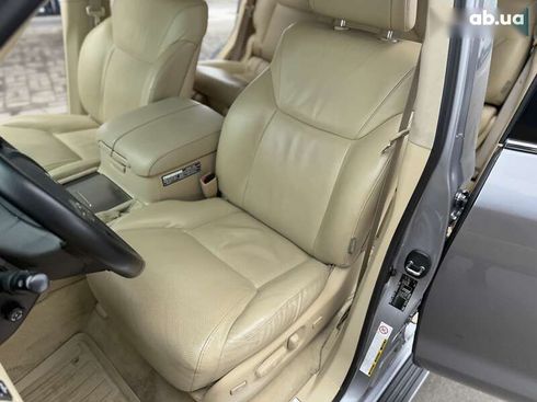 Lexus LX 2008 - фото 21