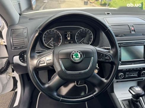 Skoda Octavia 2011 - фото 19