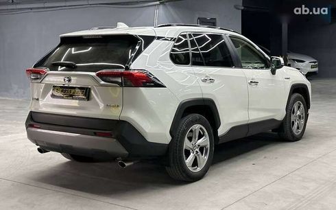Toyota RAV4 2020 - фото 6