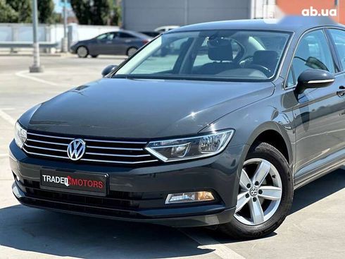 Volkswagen Passat 2018 - фото 5