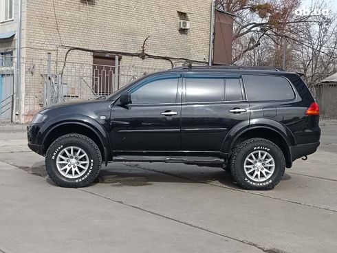 Mitsubishi Pajero Sport 2010 черный - фото 4