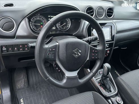 Suzuki Vitara 2019 - фото 16