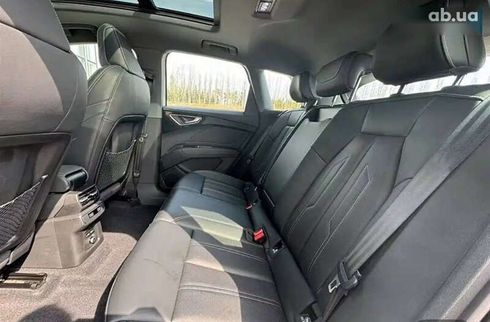 Audi Q4 e-tron 2023 - фото 7