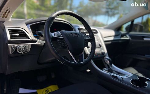 Ford Mondeo 2017 - фото 19