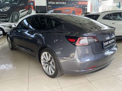 Tesla Model 3 2022 - фото 6