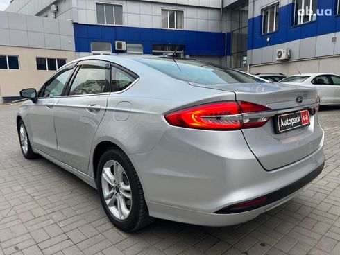 Ford Fusion 2018 серый - фото 11