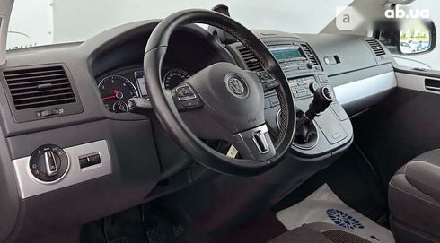 Volkswagen Multivan 2014 - фото 9