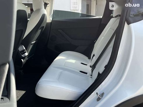 Tesla Model Y 2023 - фото 14