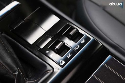 Lexus GX 2020 - фото 24