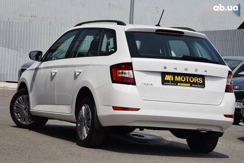 Skoda Fabia 2021 - фото 3