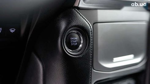 Toyota Land Cruiser Prado 2020 - фото 26