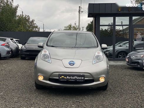 Nissan Leaf 2017 - фото 29