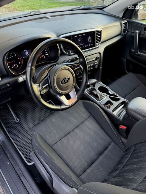Kia Sportage 2020 серый - фото 8