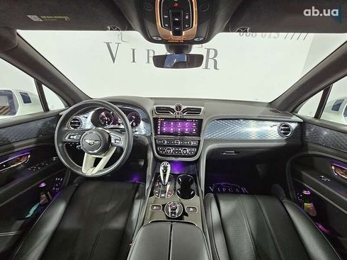 Bentley Bentayga 2021 - фото 16