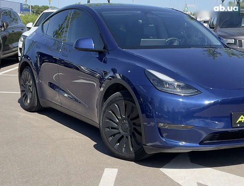 Tesla Model Y 2023 - фото 2