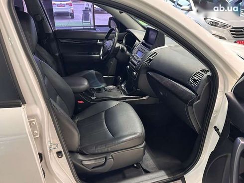 Kia Sorento 2012 - фото 21