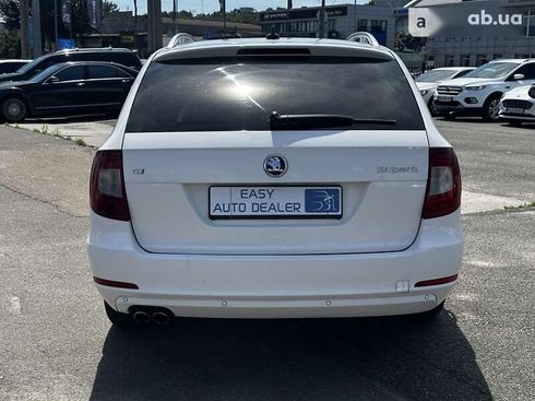 Skoda Superb 2012 - фото 6