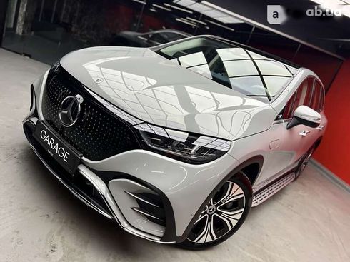 Mercedes-Benz EQE-Класс 2023 - фото 9