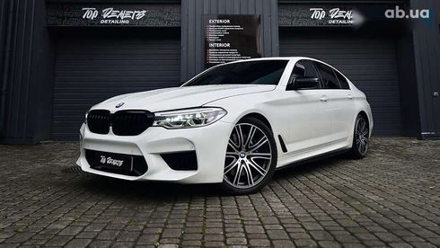 BMW 5 серия 2018 - фото 12