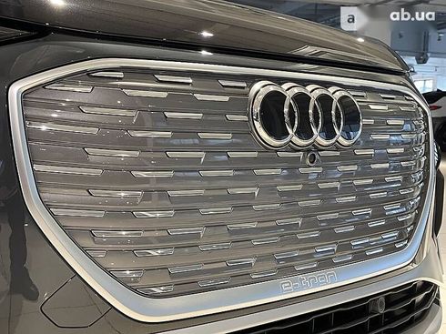 Audi Q4 e-tron 2021 - фото 18