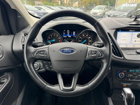 Ford Escape 2019 черный - фото 24