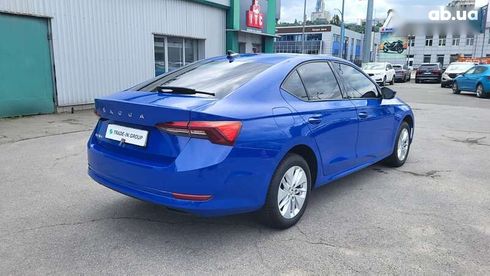 Skoda Octavia 2020 - фото 21