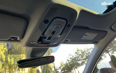 Audi A4 2023 - фото 17