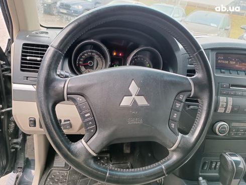 Mitsubishi Pajero Wagon 2008 черный - фото 23