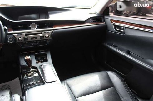Lexus ES 2013 - фото 25