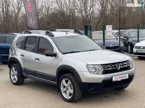 Dacia Duster 2017 - фото 6