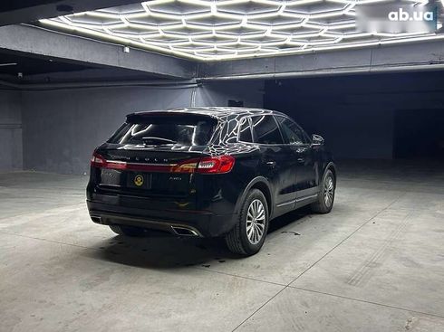 Lincoln MKX 2016 - фото 6