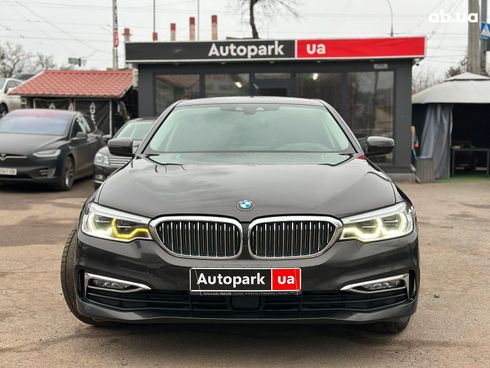 BMW 5 серия 2017 коричневый - фото 4