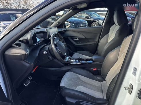 Peugeot e-2008 2020 - фото 18