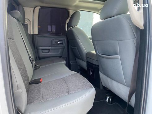 Dodge Ram 2015 белый - фото 49